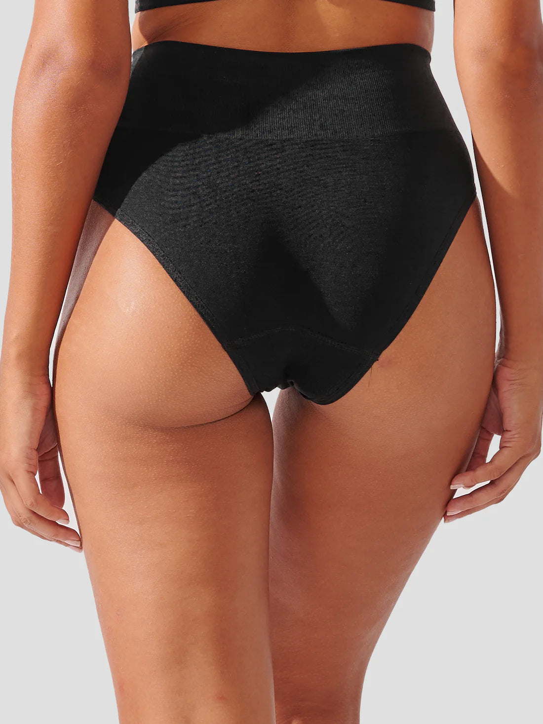 Premium Black Seamless Reducing Briefs